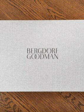 Bergdorf Goodman Gift Box - Shimmery Light Silver